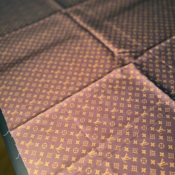 Monogram fabric 4’ x 2’ - Picture 3 of 8